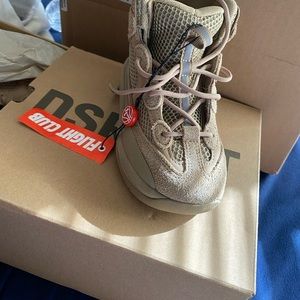 kid yeezy boots
